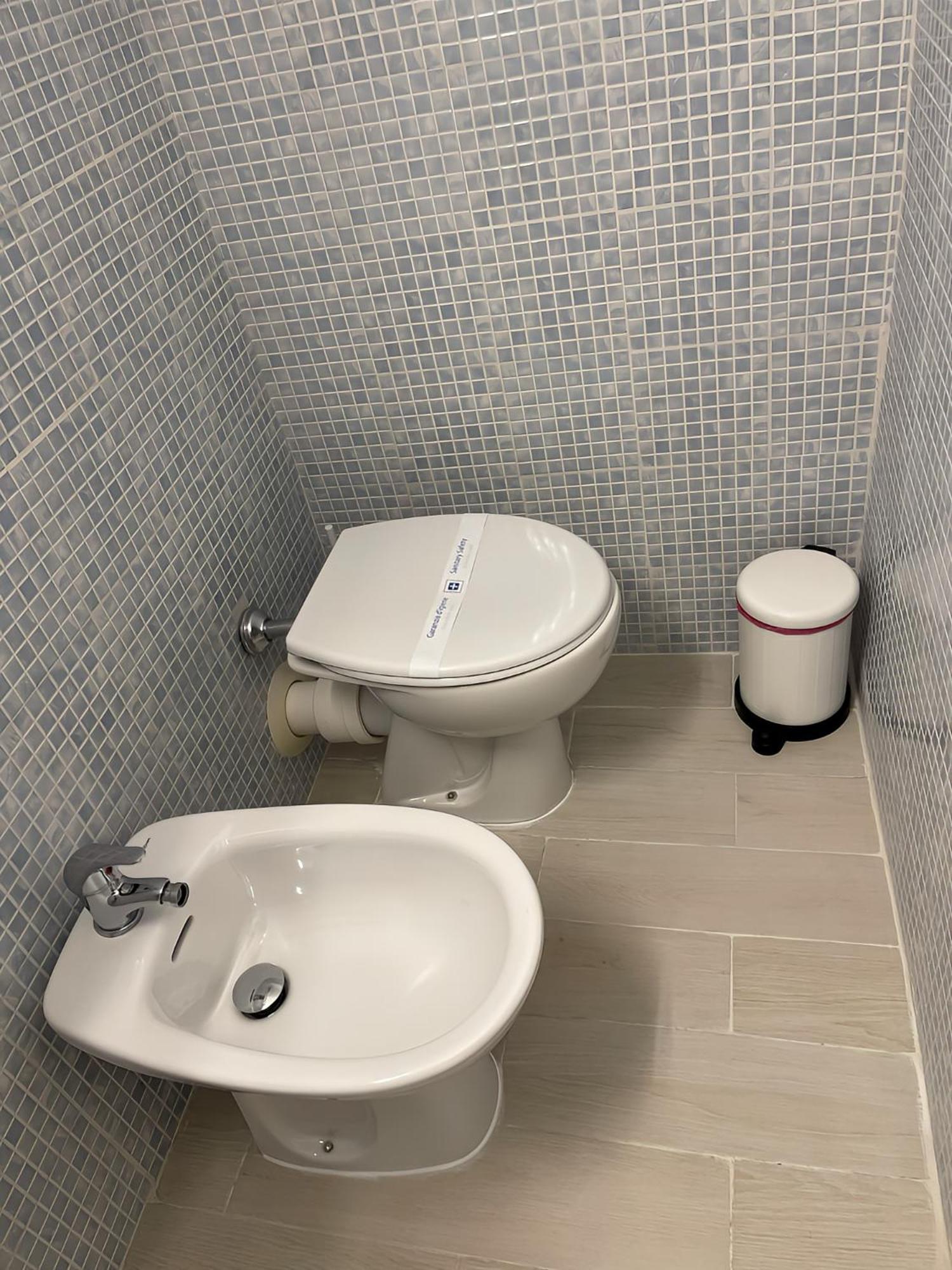 Cairoli 1 House G&B Colisee Рим Екстериор снимка
